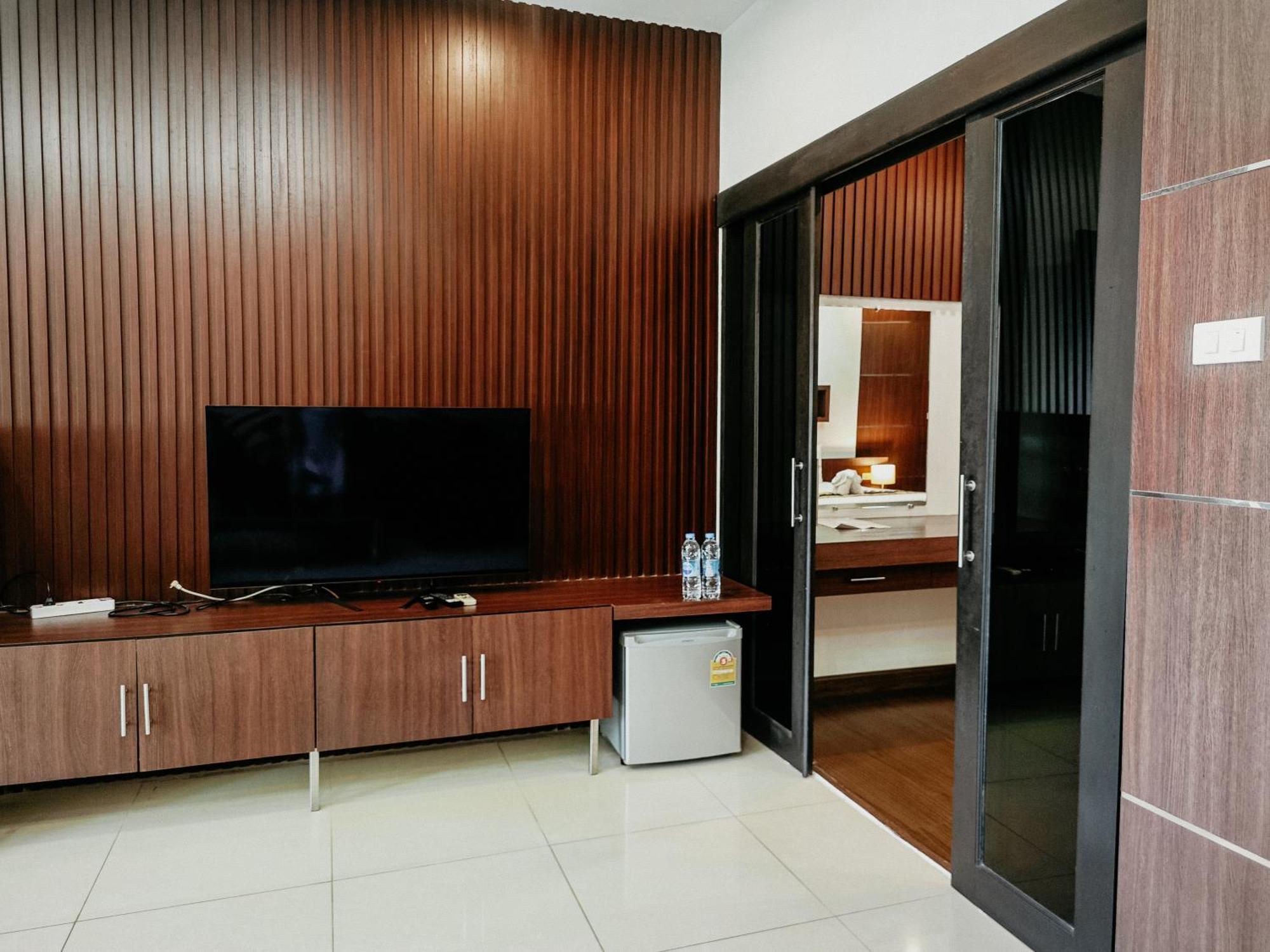 Rawai Grand House -Sha Plus Exterior photo